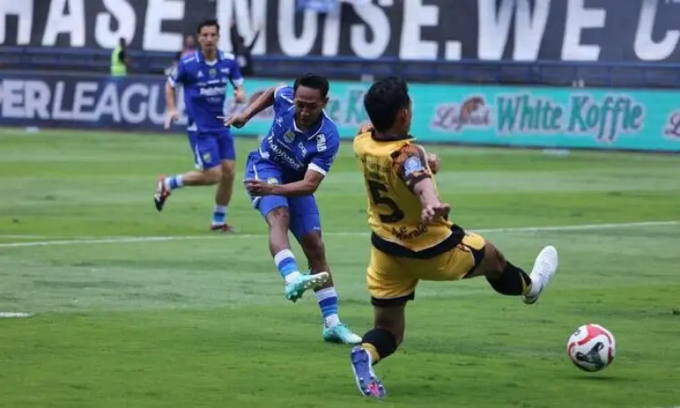 Kunci Juara Paruh Musim: Gol Kilat Beckham Putra Benamkan Persija 1-0